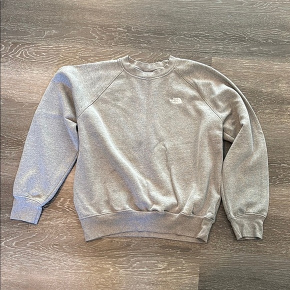 The North Face Men's Gray Sweater - Picture 1 of 4
